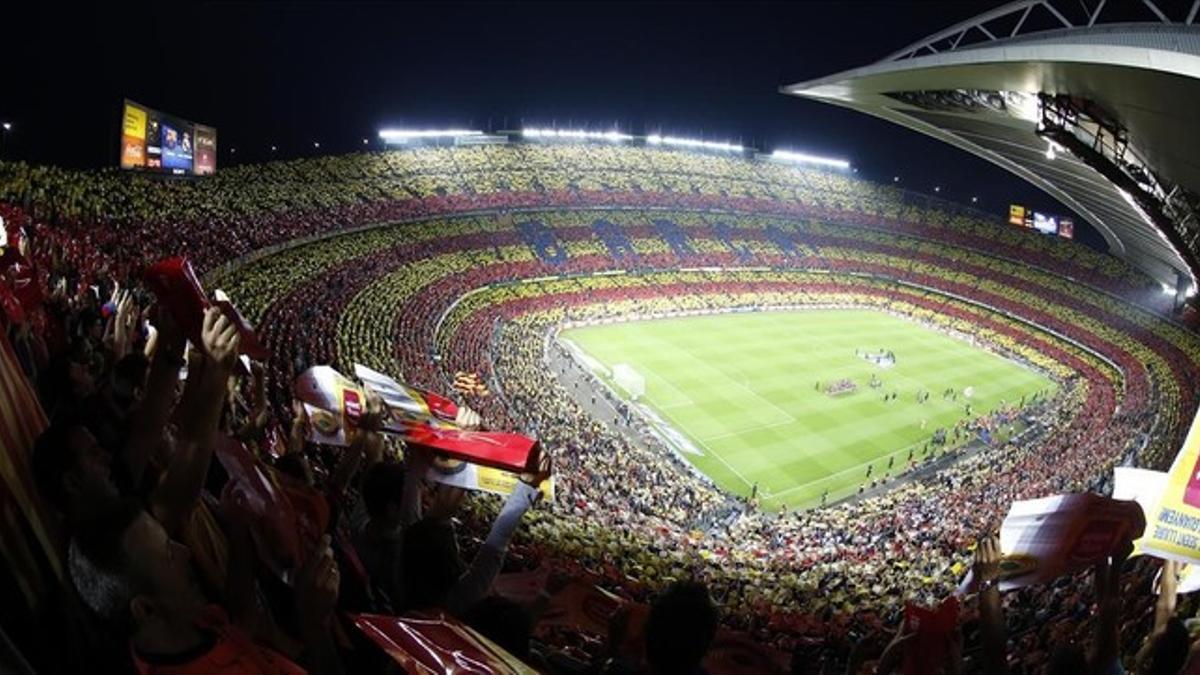 Una imagen del Camp Nou en un clásico contra el Madrid.