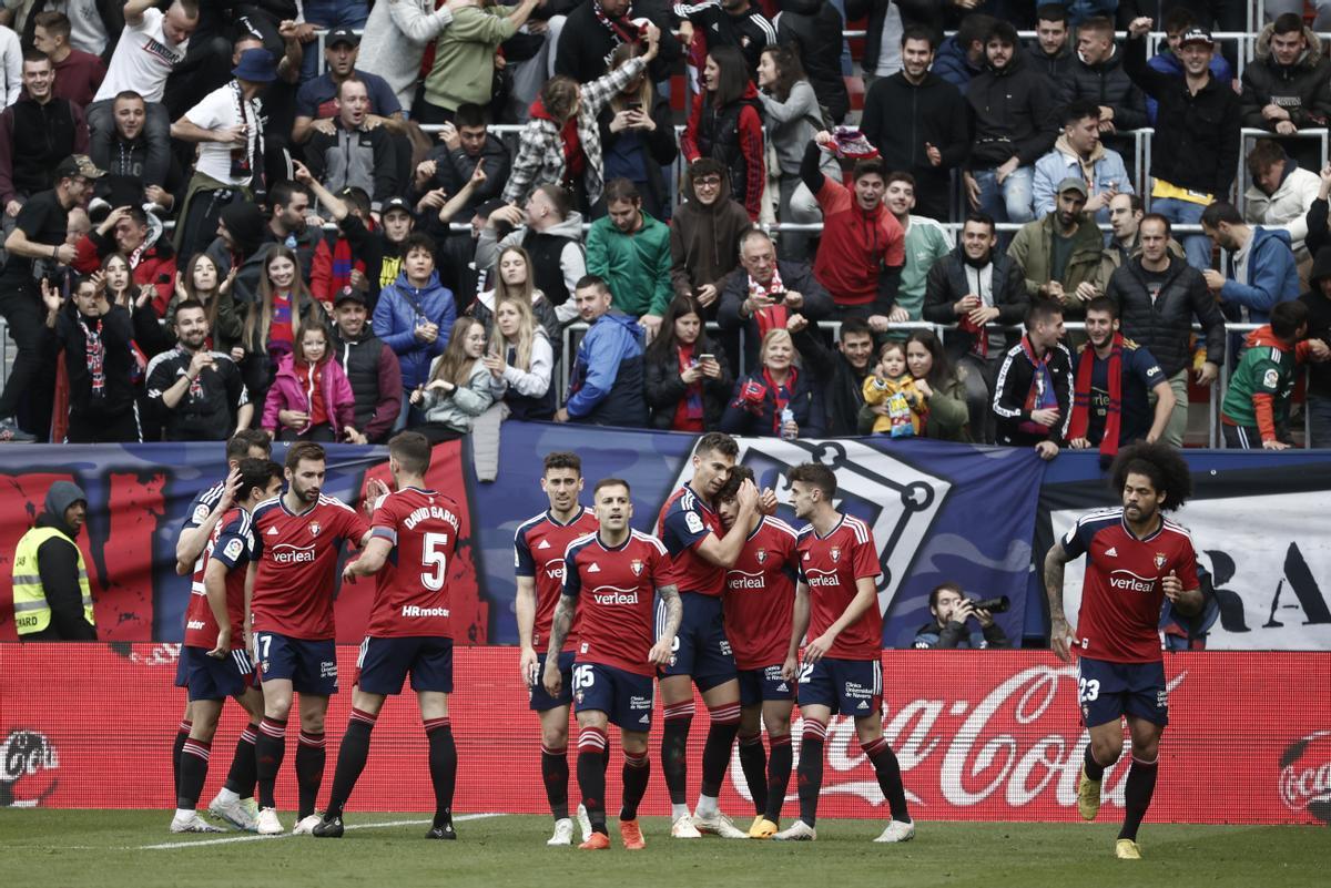 Resumen, goles y highlights del Osasuna 3 - 1 Almería de la jornada 34 de LaLiga Santander