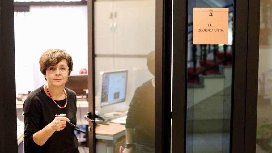 Ana Castaño, ayer, antes de comparecer en la sala de prensa del Ayuntamiento.