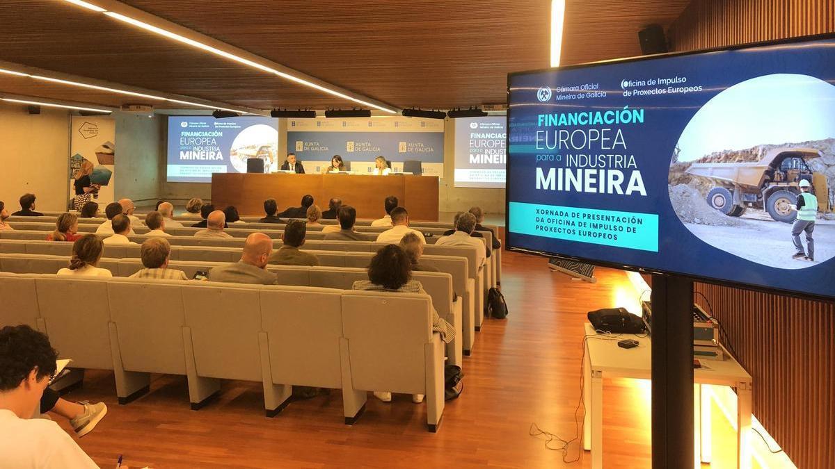 La presentación de la OIPE en el Centro de Novas Tecnoloxías de Galicia