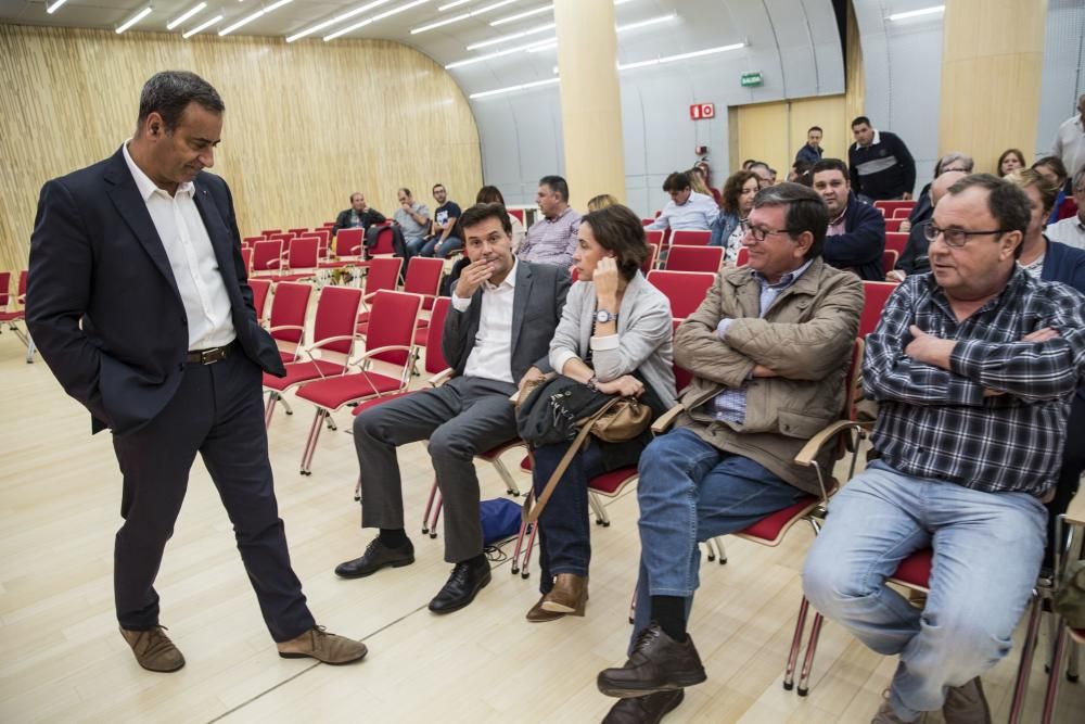 Reunión de cuadros del PSOE en la sede de la FSA en Oviedo