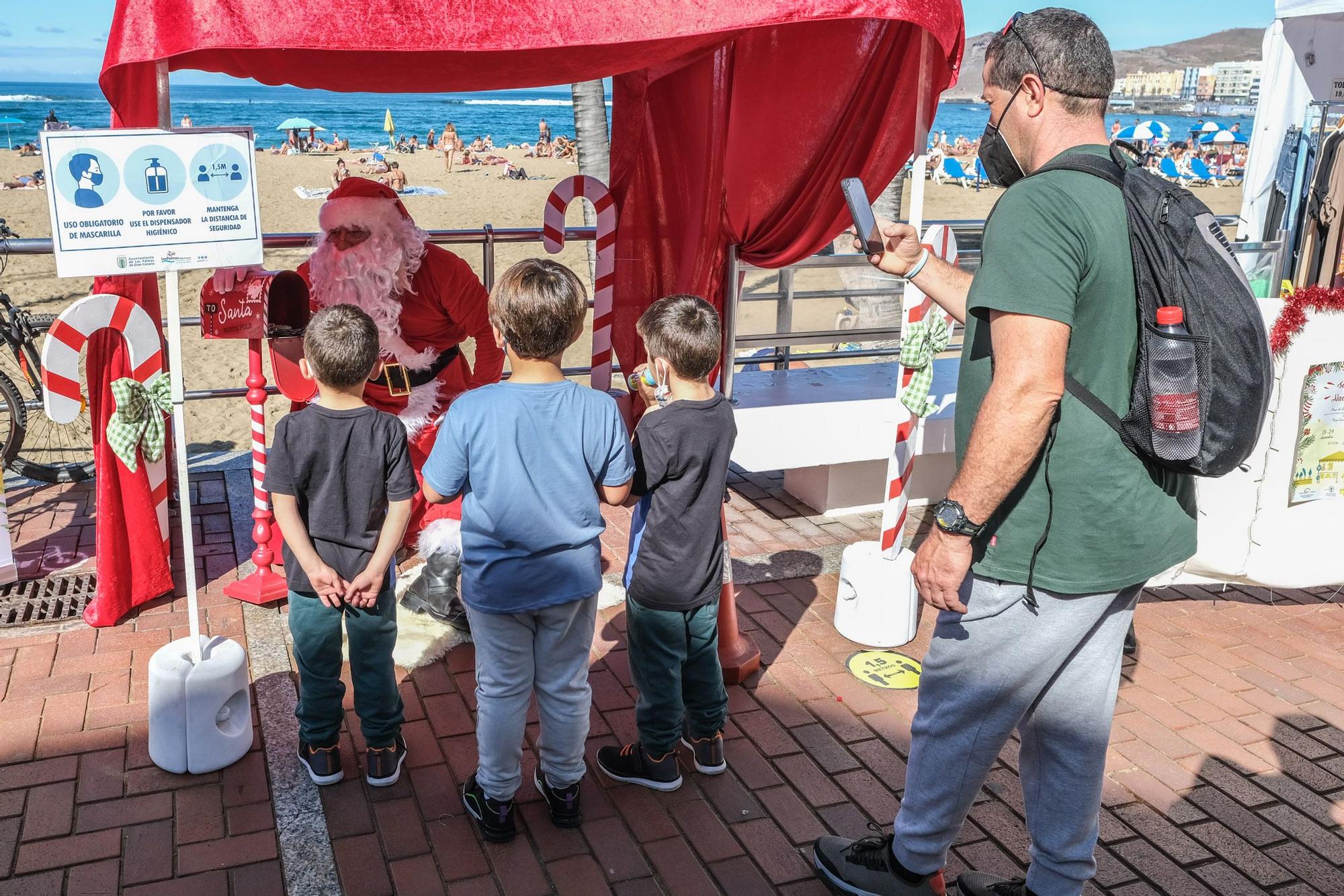 Feria de Navidad en el paseo de Las Canteras (19/12/2021)