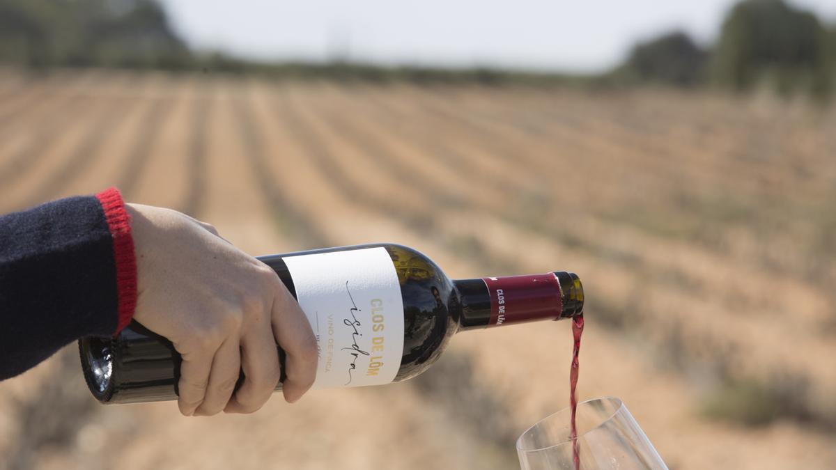 Clos de Lôm presume de tener unos vinos con personalidad propia y carácter mediterráneo.