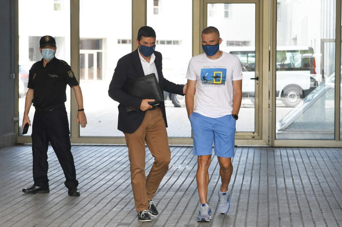 Álex Bergantiños presenta una denuncia por detención ilegal en Lonzas