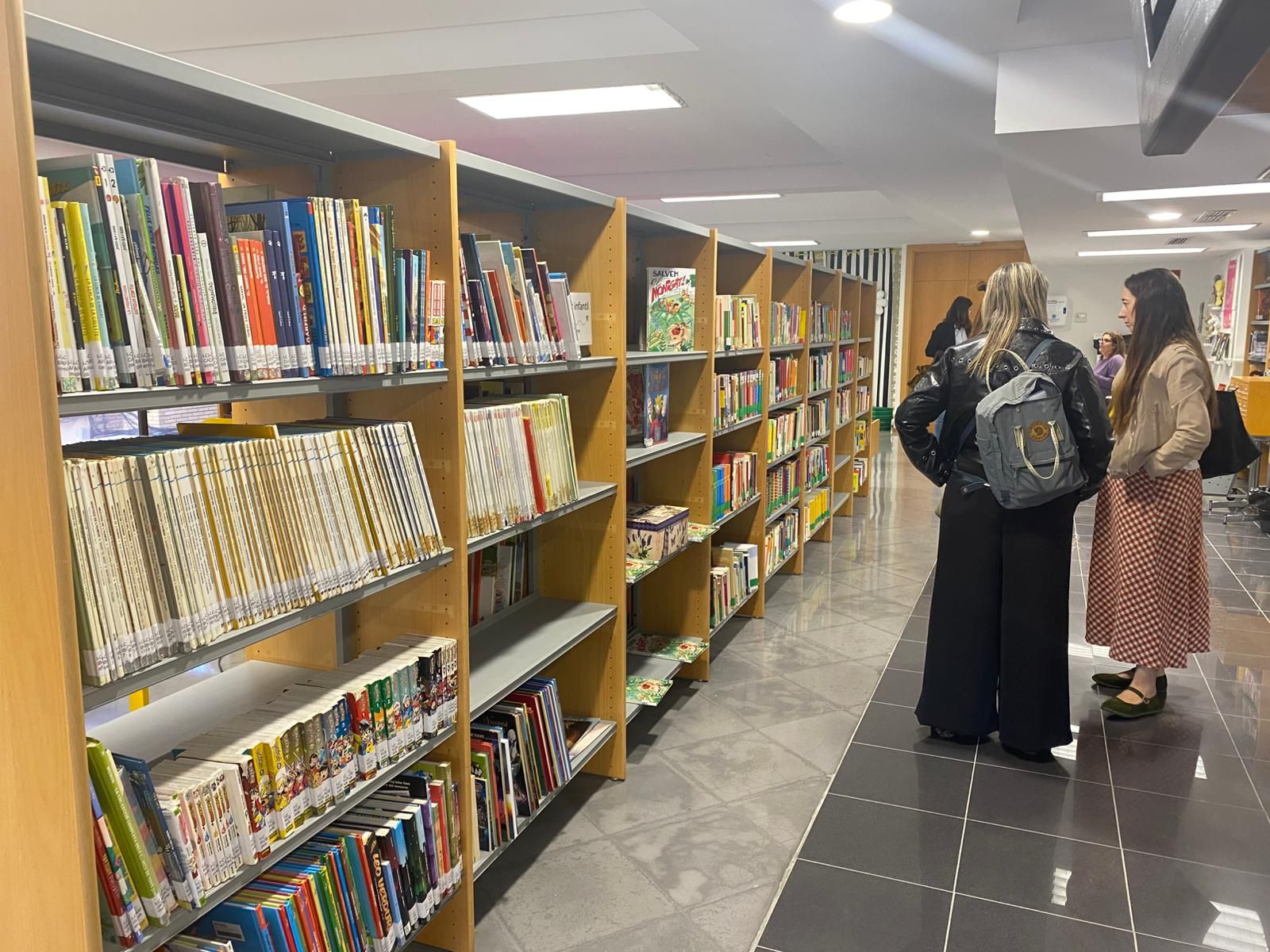 Catarroja inaugura su biblioteca con la colaboración de Ikea