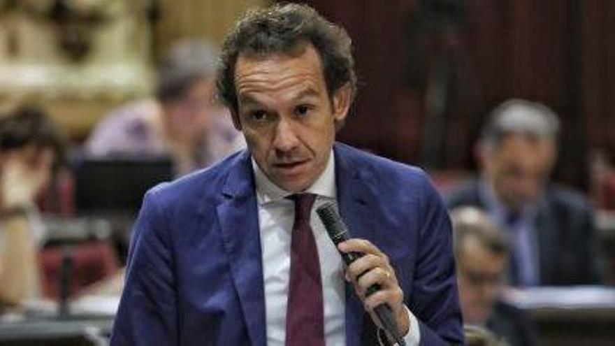 Marc Pons, durante una intervención en el Parlament balear.