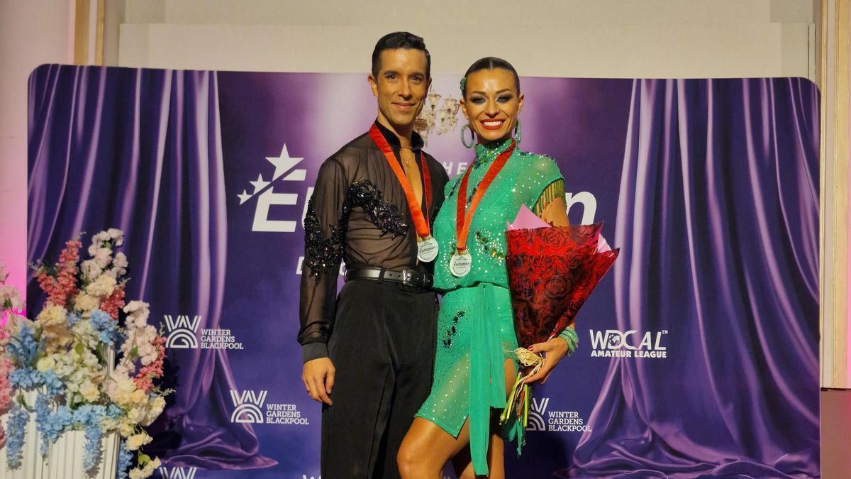 Manel López y Beatriz Veiga: la pareja de Teo que se ha coronado tricampeona de Europa de baile latino amateur