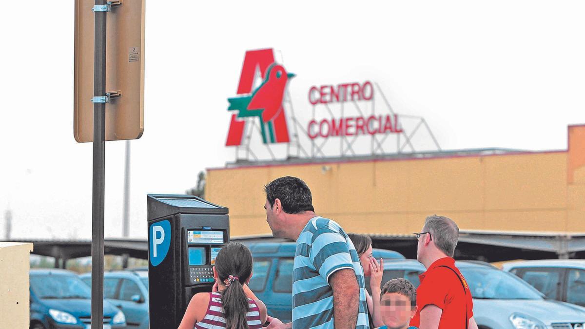 Horarios de apertura de supermercados y tiendas en el puente de octubre