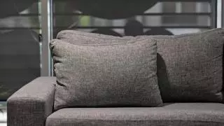Cómo limpiar un sofá de tela: La guía definitiva para dejarlo como nuevo