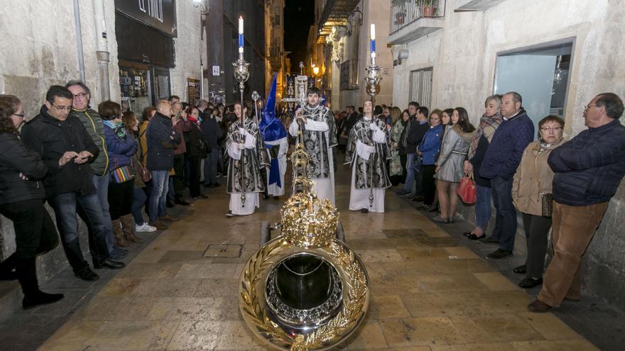 Procesión del Santo Entierro el Viernes Santo y nueva imagen del Señor para Alicante