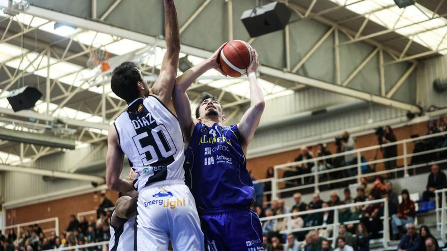 El Alimerka Oviedo Baloncesto se atasca: el equipo asturiano lleva dos victorias en las diez últimas jornadas