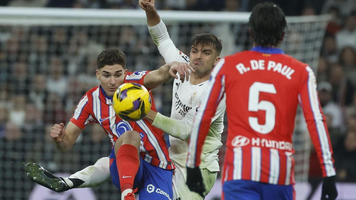 Ancelotti: "Agradezco a Raúl el trabajo que ha hecho con Asencio, lo necesitamos"