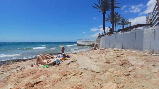 Mirador del Tintero que Costas propone derribar para regenerar la playa del Cura en Torrevieja