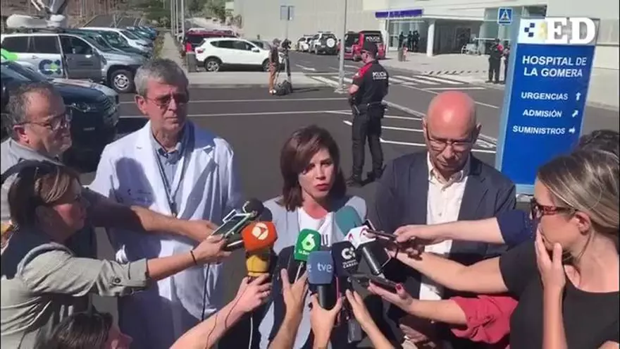 La consejera de Sanidad, Teresa Cruz, informa en La Gomera sobre el estado de salud del alemán infectado por coronavirus