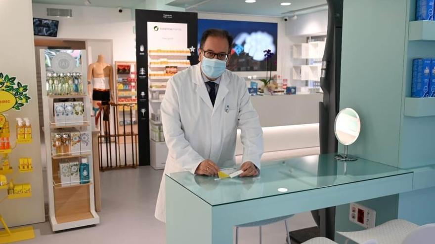 Las farmacias de Badajoz reciben esta semana los test de autodiagnóstico del covid-19