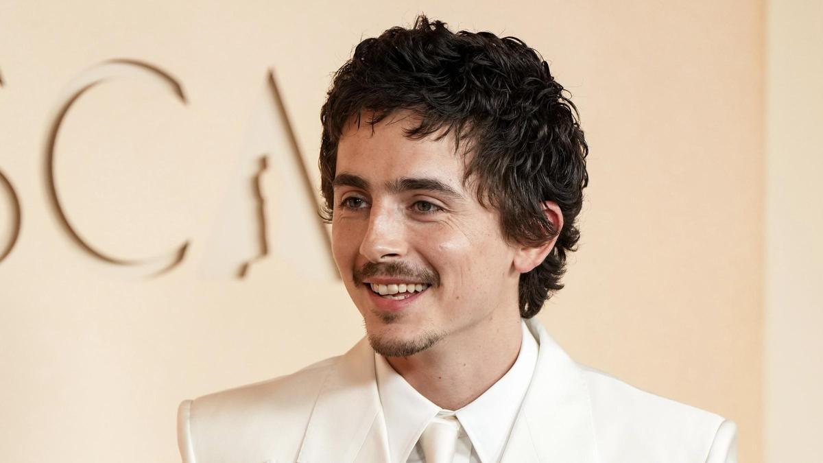 Timothee Chalamet se lleva la primera pullita de los Oscar