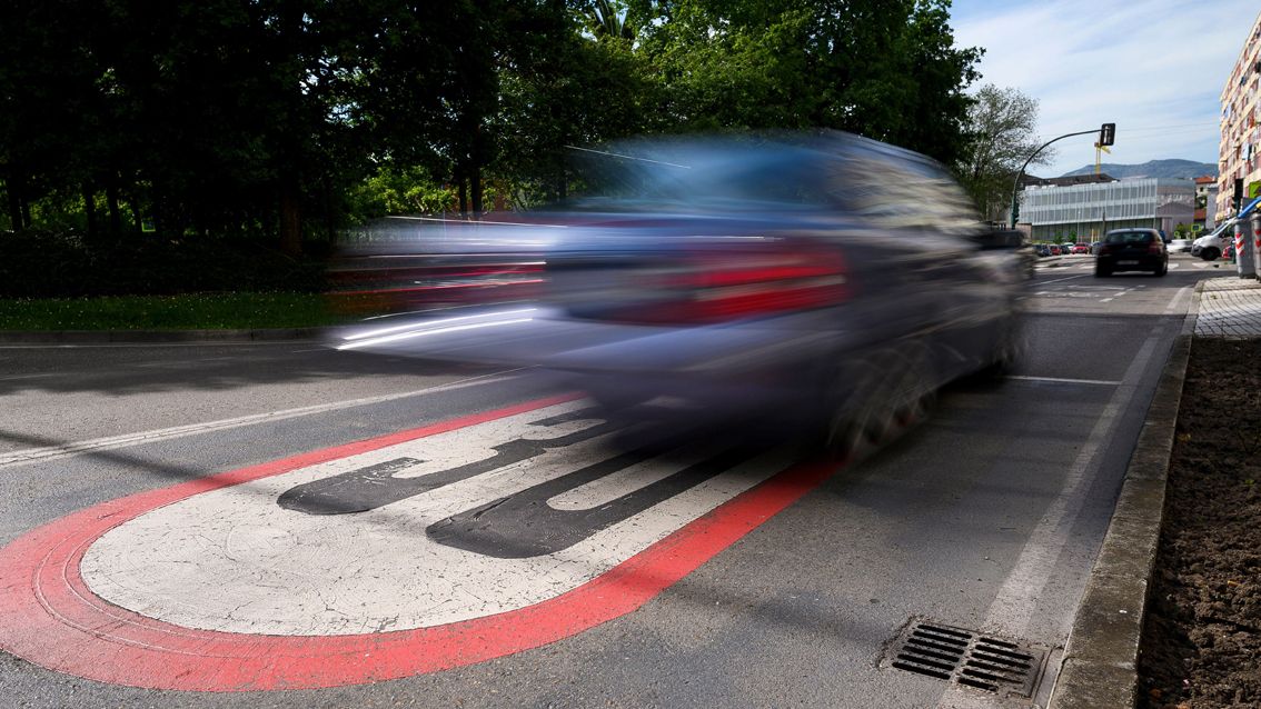 Calle de 30 km/h en Torrelavega (Cantabria).