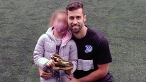 Insulten i persegueixen el porter de l’Europa i la seva neboda de 9 anys