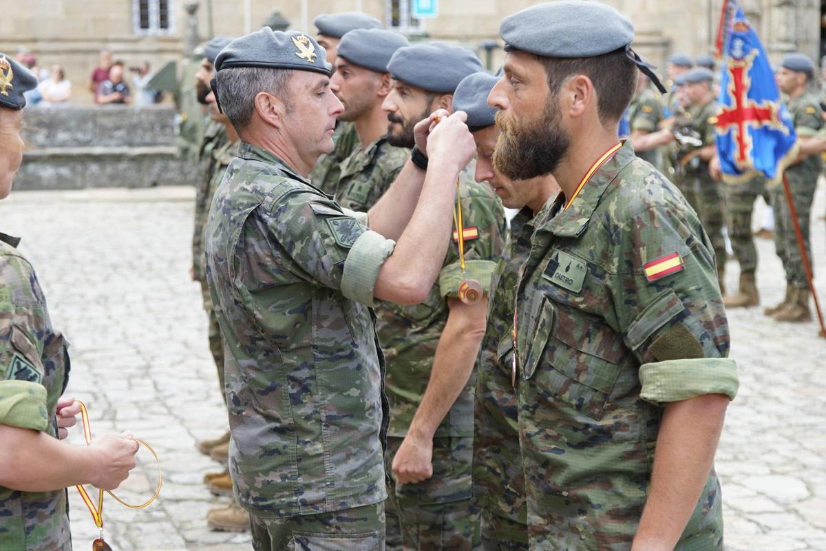 Entrega de premios tras la prueba por relevos de la Brilat en el Camino de Santiago