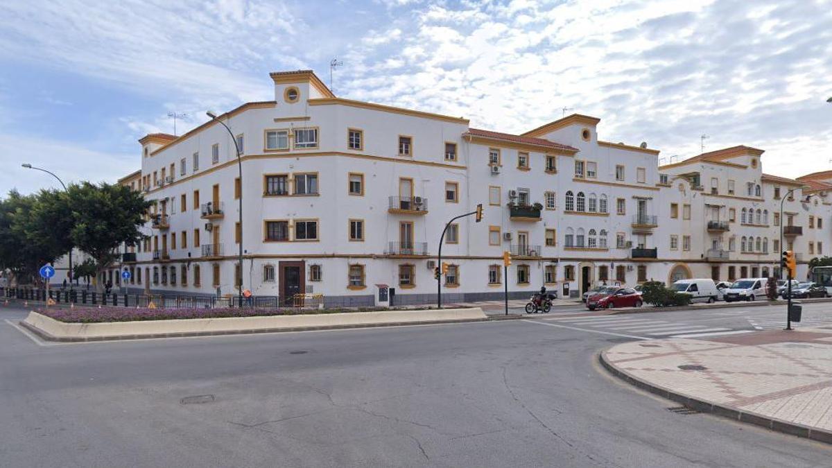 Cruce de la avenida de La Paloma y Héroe de Sostoa.