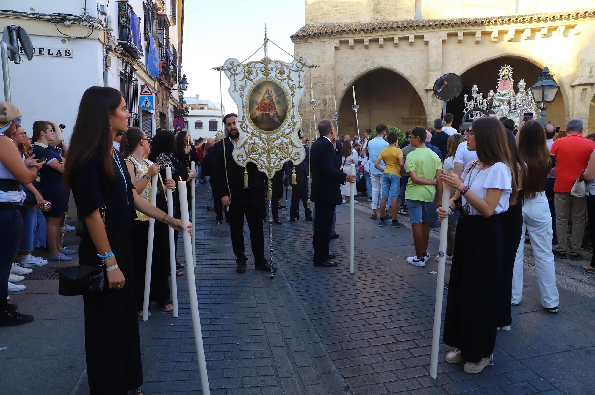 La procesión de la Virgen de Villaviciosa en imágenes