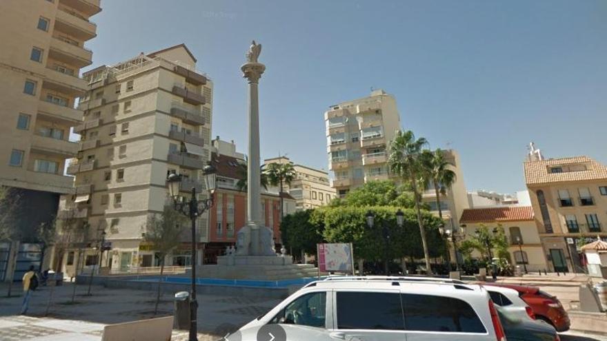 Un cordobés recoge firmas contra el cambio de nombre de la plaza San Rafael de Fuengirola