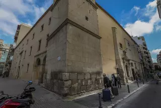 Las cosas de palacio van despacio