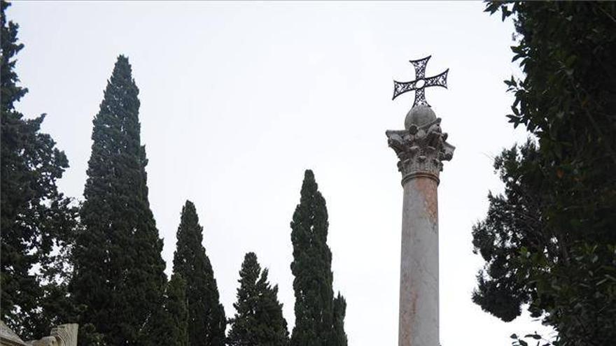 Romero de Torres centra la ruta por el cementerio de San Rafael