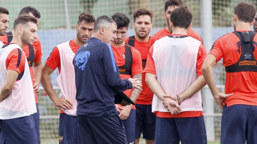 Roger y Lerma, en el once para el Camp Nou