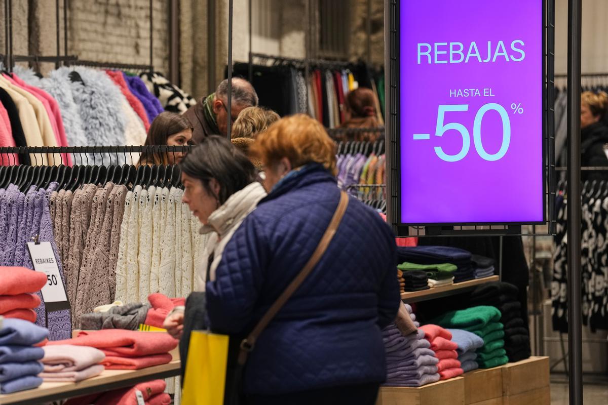 Arrancan las rebajas de enero con la icónica apertura de puertas de los centros comerciales