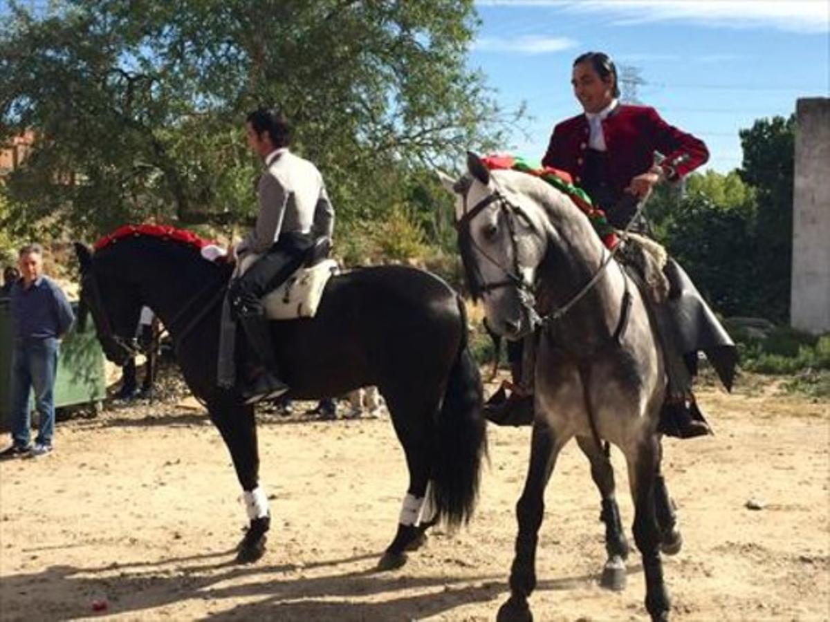 Festa major 8 Rellonadors, ahir, abans de participar en un espectacle taurí a la plaça de Tordesillas.