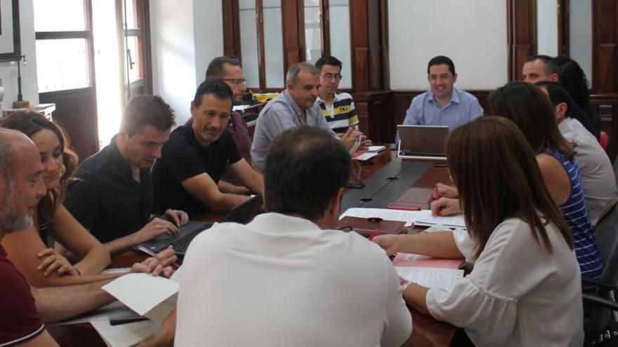 Primer reunión del órgano municipal.