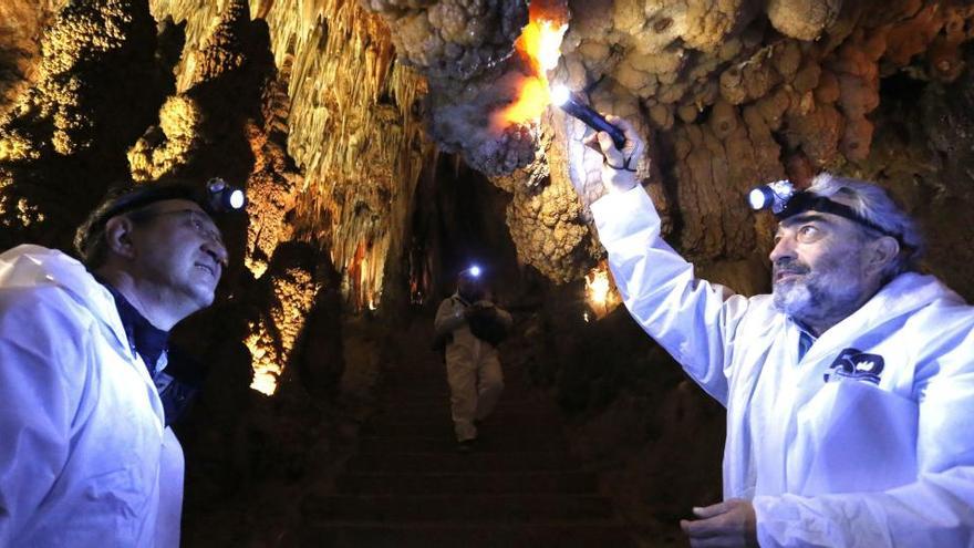 La Cueva de Valporquero estrena recorrido