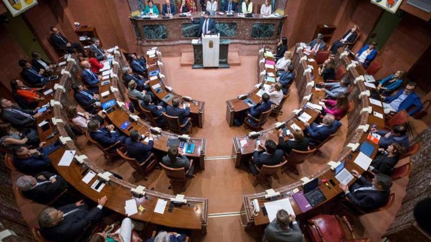 La Asamblea Regional no leerá un manifiesto por el 8M tras la negativa de Vox