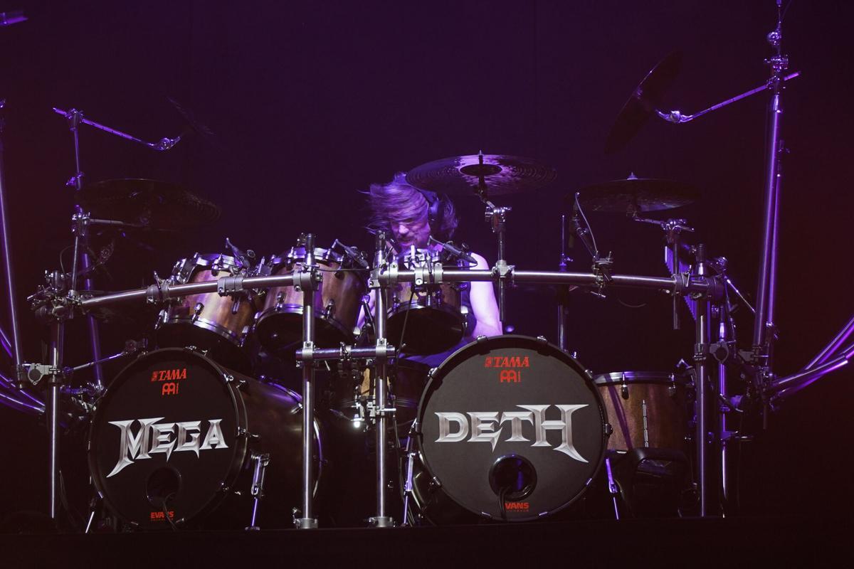 La banda de Dave Mustaine dice adiós tras 43 años sobre los escenarios. A Coruña es una de las pocas paradas seleccionadas de su gira. La banda de Dave Mustaine dice adiós tras 43 años sobre los escenarios. A Coruña es una de las pocas paradas seleccionadas de su gira.