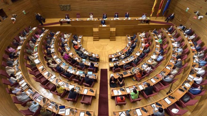 Vista de las Cortes Valencianas durante el debate de política general, el pasado martes.  | INFORMACIÓN