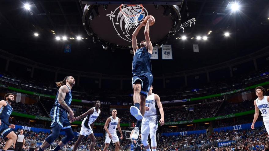 El debut de Santi Aldama ilusiona a España (87-57) - Superdeporte