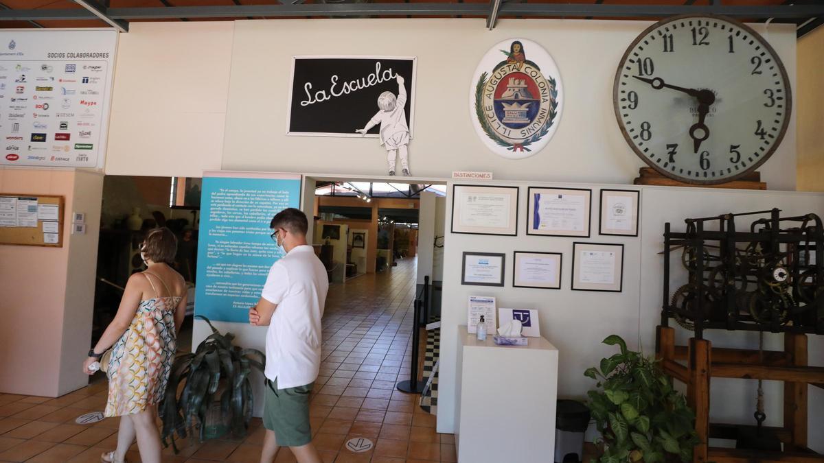 Imagen de la entrada al Museo de Pusol