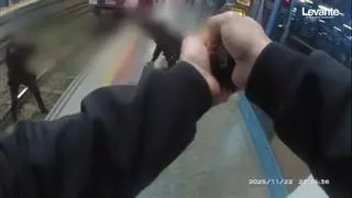 Detenido por amenazar con un cuchillo a los viajeros en una estación de Metrovalencia