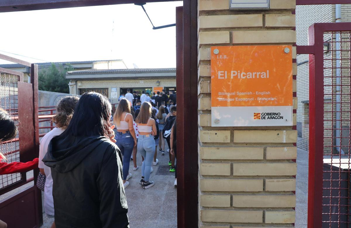Imagen de archivo de la entrada del IES El Picarral.