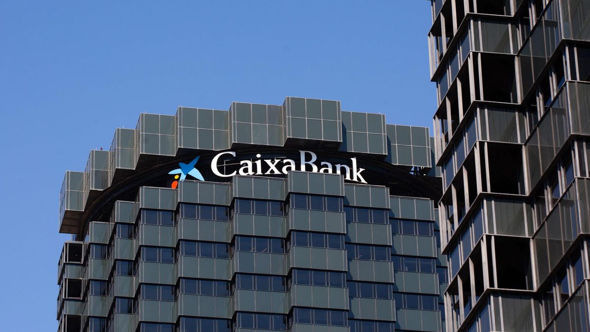 Los pagos con el móvil se popularizan y la cifra de usuarios crece un 15% en el último año, solo en CaixaBank