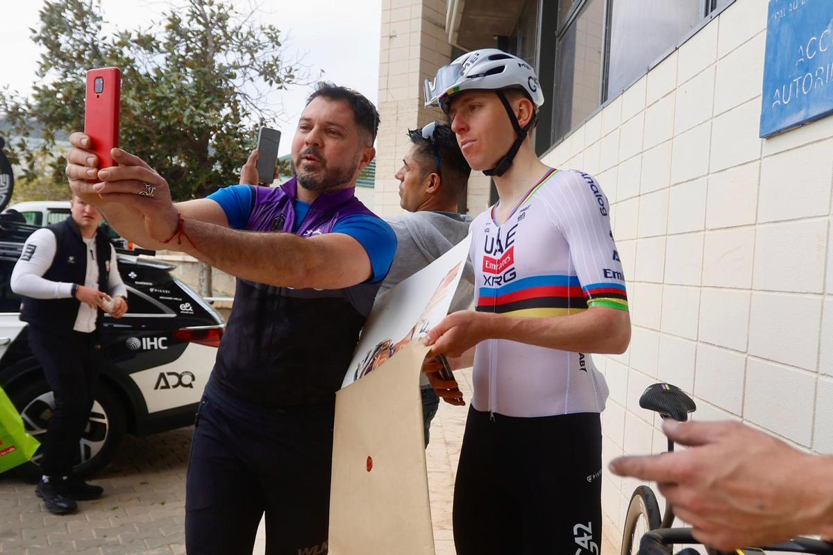 Pogacar entrena en el Velódromo Luis Puig de València para asaltar Roubaix y un nuevo Tour