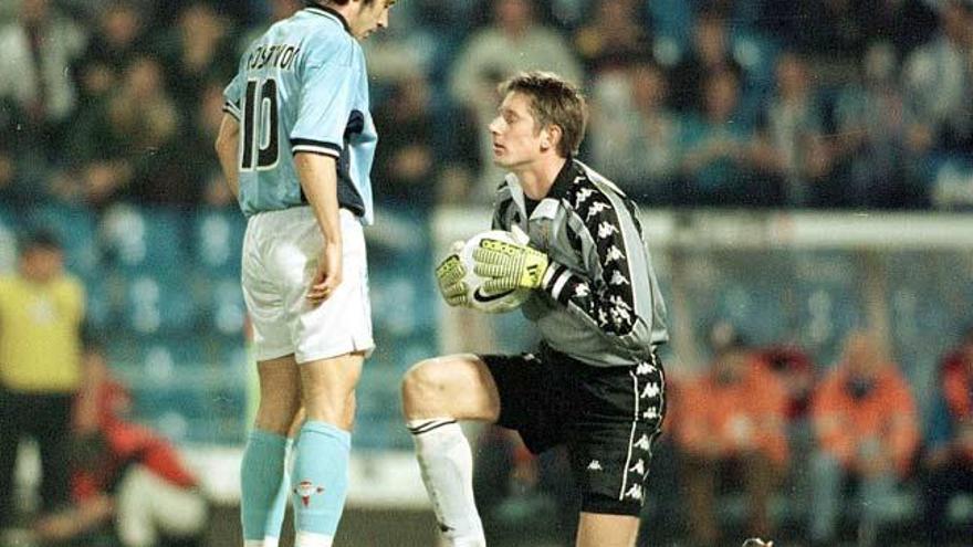 Van der Sar, el día que el Celta goleó a la Juve // R. GROBAS