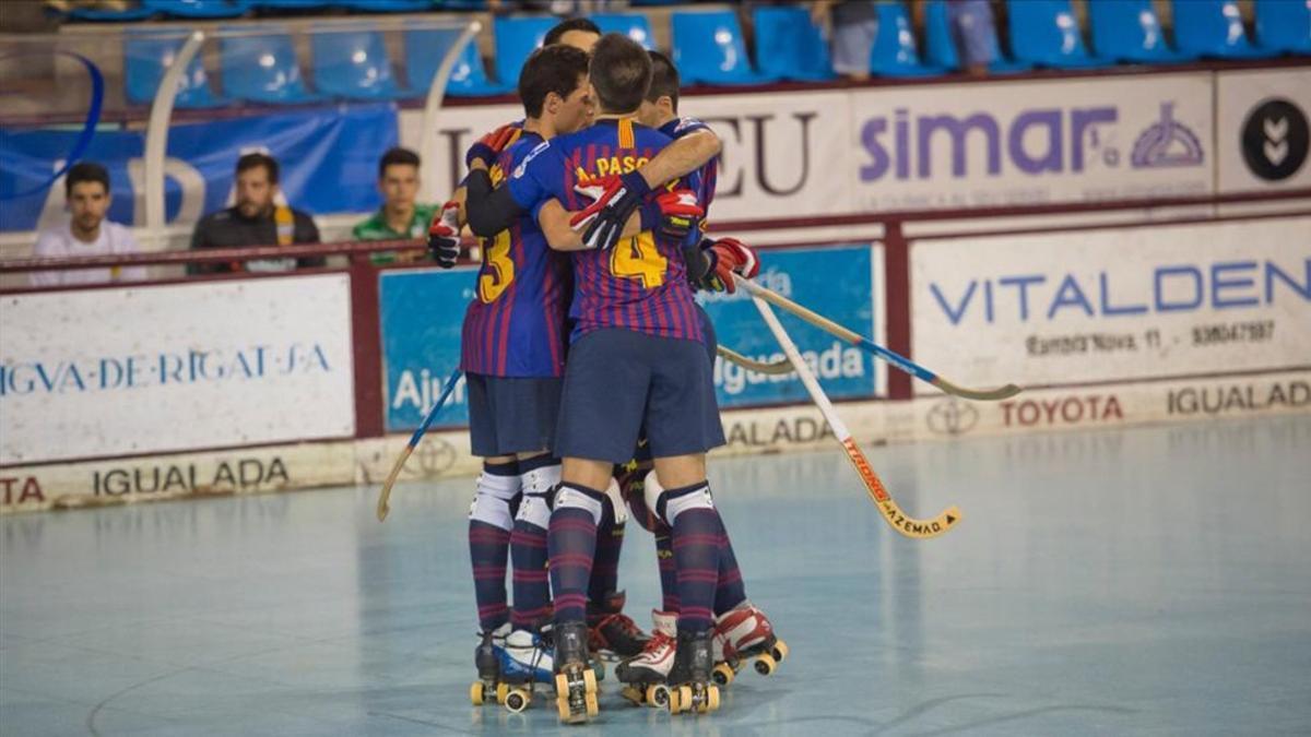 El Barça celebra el gol de Ignacio Alabart