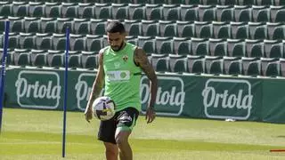 Mascarell y Carmona tienen que esperar para reaparecer con el Elche