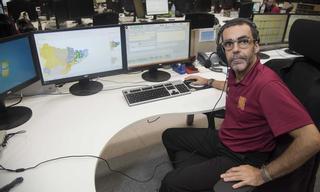 Carles Vidal: "Sólo la mitad de las llamadas al 112 son por emergencias"