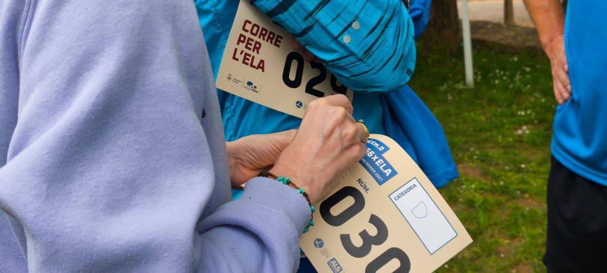 Una trentena de persones corren contra l’ELA a Moià en una cursa solidària vinculada al repte de la Ruta 66 Una trentena de persones corren contra l’ELA a Moià en una cursa solidària vinculada al repte de la Ruta 66