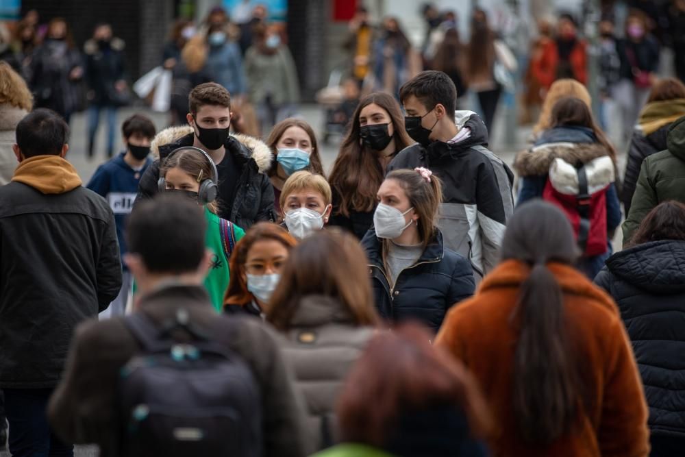 Gran afluència de persones al centre de Barcelona