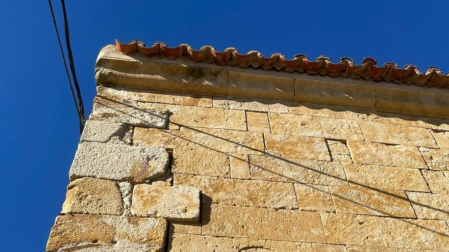 Las Cortes de Castilla y León rechazan restaurar la iglesia de Cazurra