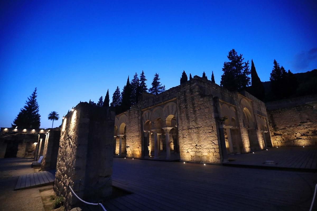 Reabren las visitas nocturnas de Medina Azahara